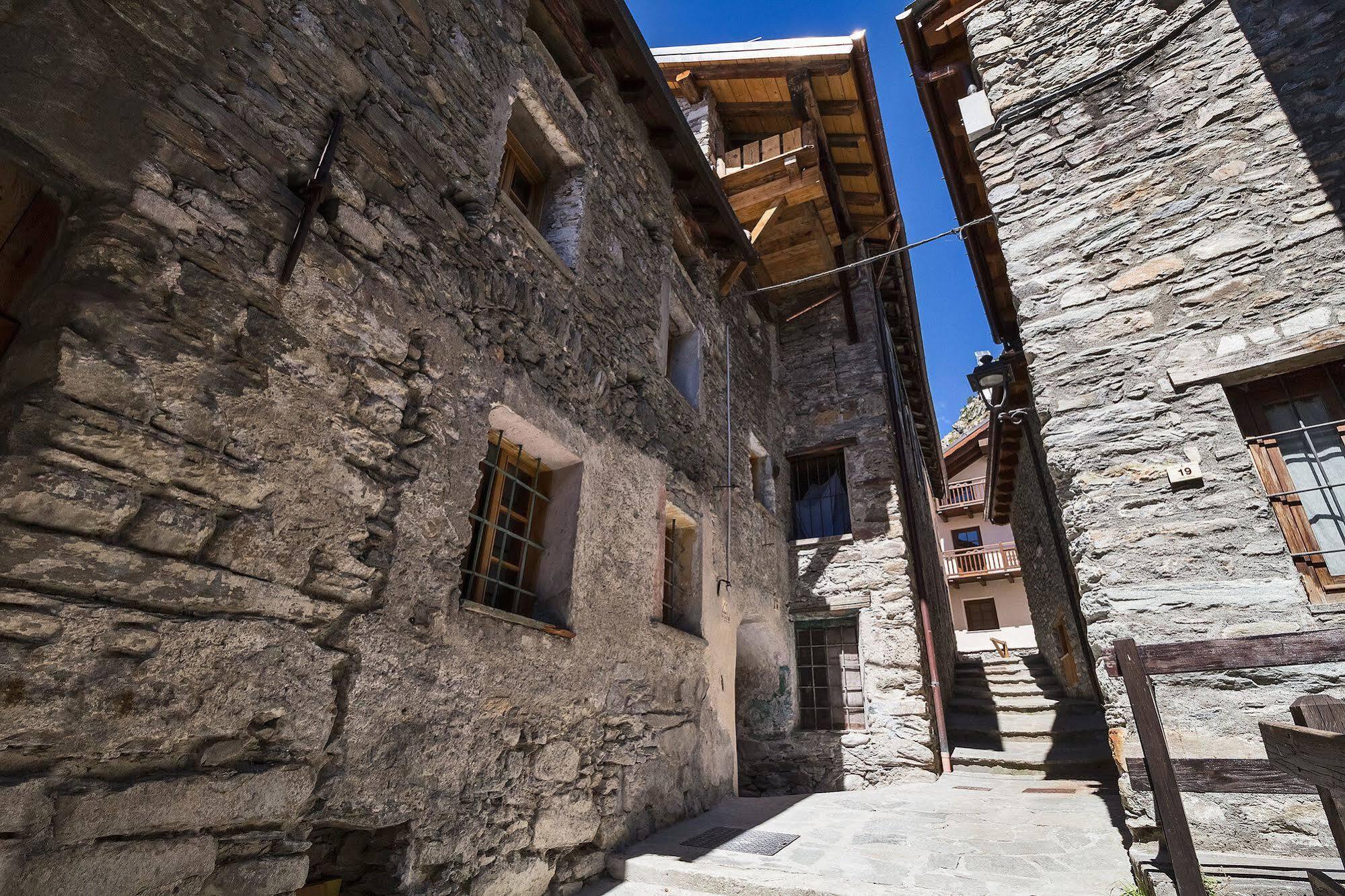 Maison La Saxe Courmayeur Bagian luar foto